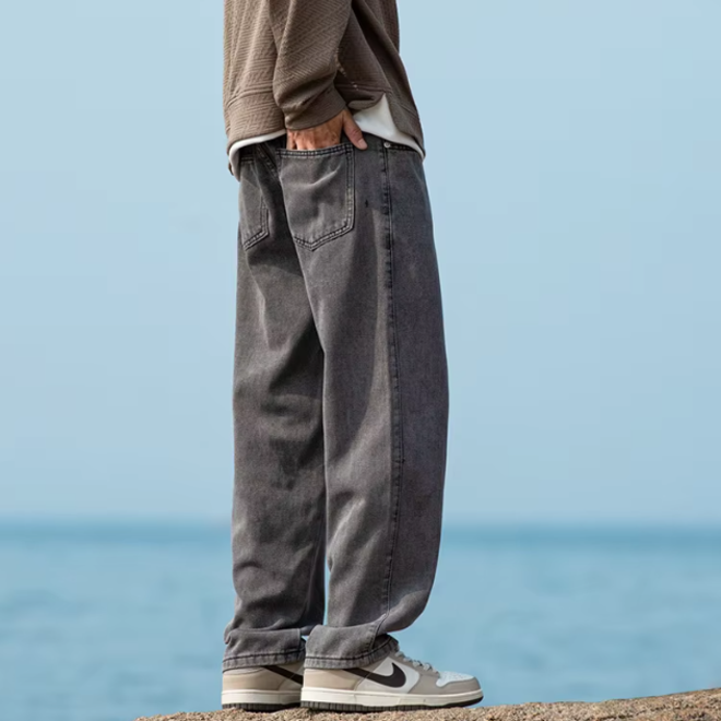 Loose Straight Retro Style Comfortable Casual Jeans
